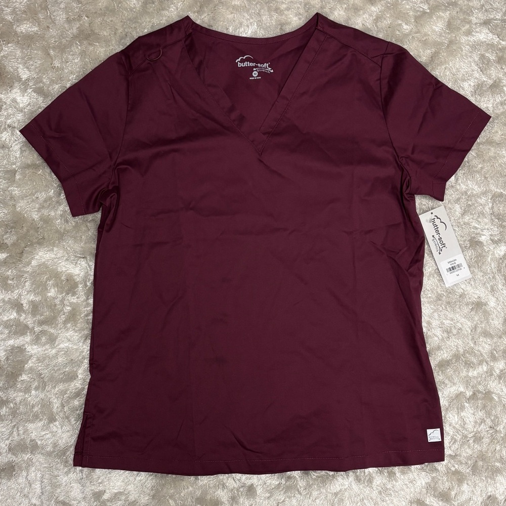 NWT Women’s Wine Butter-Soft V-Neck Scrub Top in Wine Uniform -Cotton Blend
